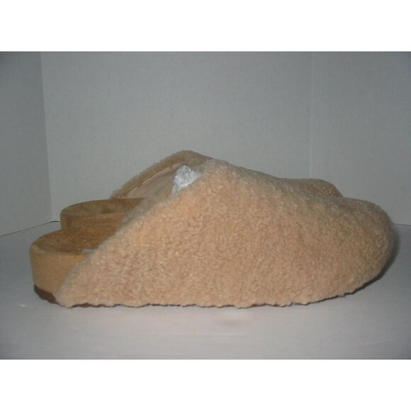 Steve Madden Women's Cozy Tan Fuzzy Slippers - Size 6 - Picture 4 of 5